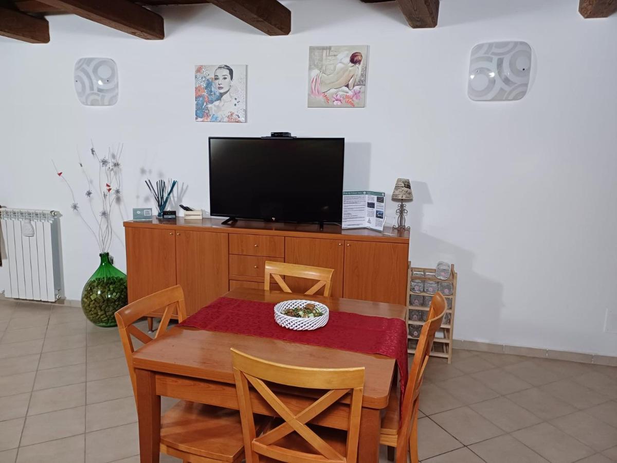 Willa Il Vicolo House Santa Rufina Zewnętrze zdjęcie